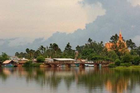 Chinese Gambling Eyes Up Kampot- BBC