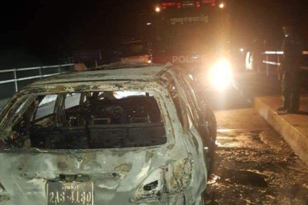 5 Chinese Injured in Car Blaze