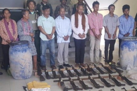 28 Guns Seized and 8 Subversives in Court