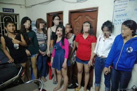 49 Sex Workers Swept Out of Wat Phnom