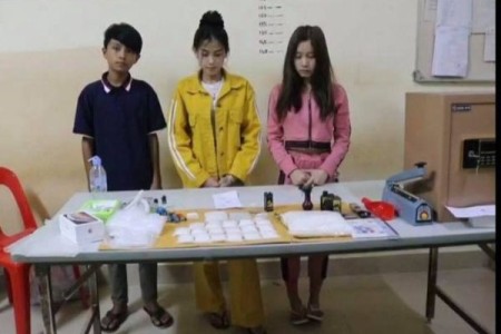 Young Women Caught With 1.4 kg Of Meth In Sisophon