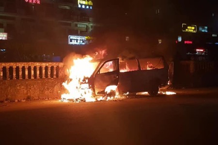 Van Burned Out In Sihanoukville