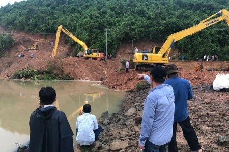 Kampot Dam Breech Repairs Overnight