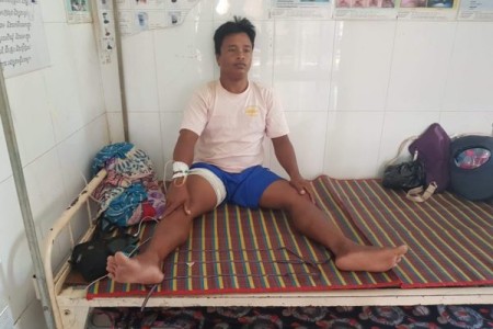 Stung Treng Fisherman Shot On Mekong