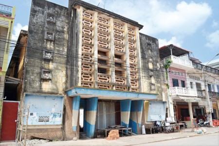 The Cinemas Of Old Kampot