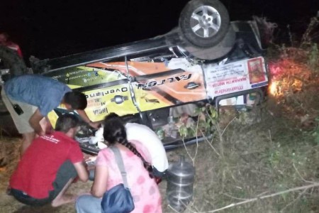 Indian Tourists Injured In Banteay Meanchey Crash