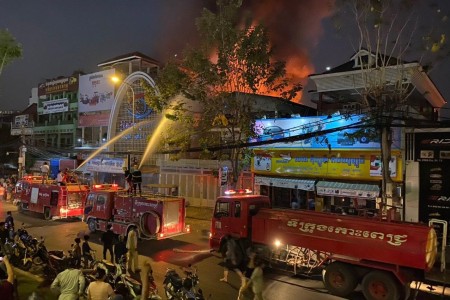 Big Fire In Daun Penh