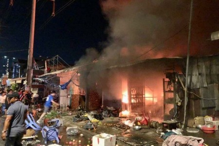 Market Fire On Mong Rithy Street