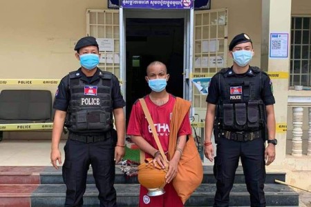 Kampot Teen Masquerading As Battambang Monk