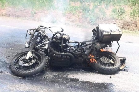 BMW GS1200 Explodes