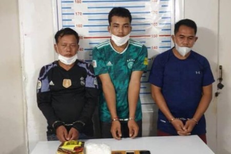 Poipet Trio Arrested With Drugs, Bullets & Strange Implement