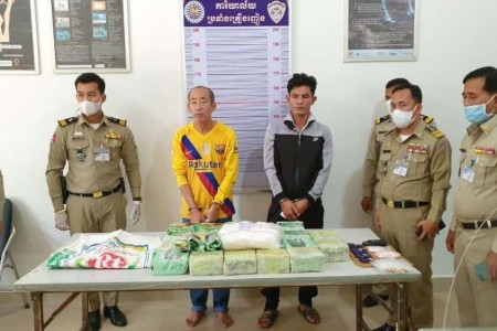 Thai & Cambodians Caught With 25kg Of Meth ‘Tea’